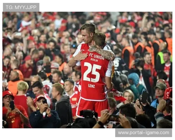 柏林联合主场草皮维护揭秘，地下加热系统曝光